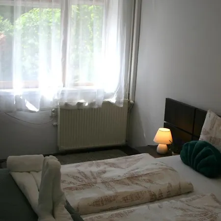 Apartment Friends - Promenade Foeldszint *